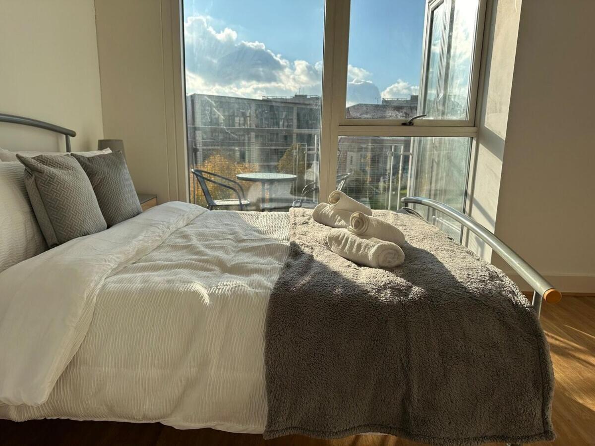 Luxury 1 Bedroom Apartment - City Centre - Balcony - Near O2 Academy Birmingham Exterior photo